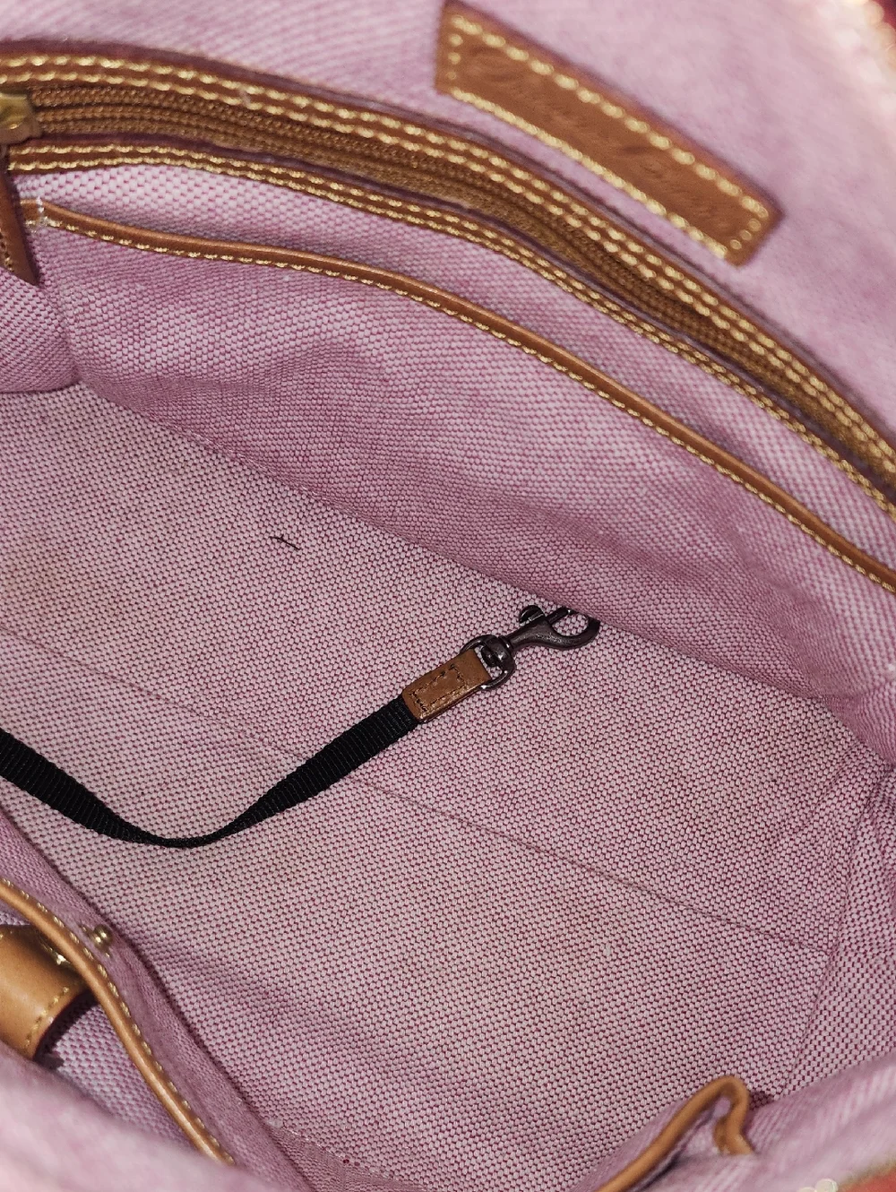 Dooney And Bourke Pebbled Soft Leather Pink Satchel Handbag Tan Duck Logo Purse